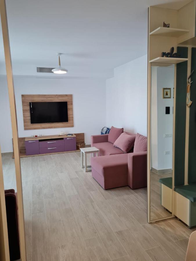 Matteo 2 Apartments: Marina Surf Residence with Sea Views Navodari Exterior photo